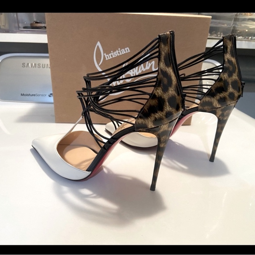 Authentic Christian LouBoutin To die for 😍